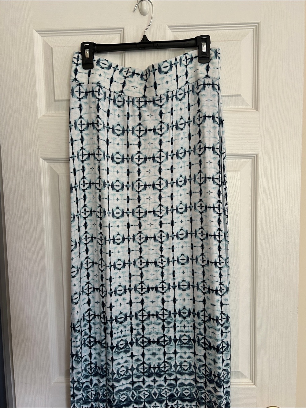 a.n.a Blue and White Geometric Maxi Skirt